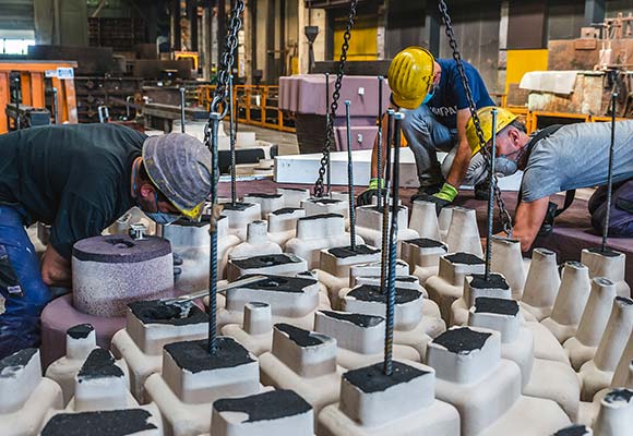 foundry-ariotti-large-cast-iron-castings-05 foundry ariotti large cast iron castings 05